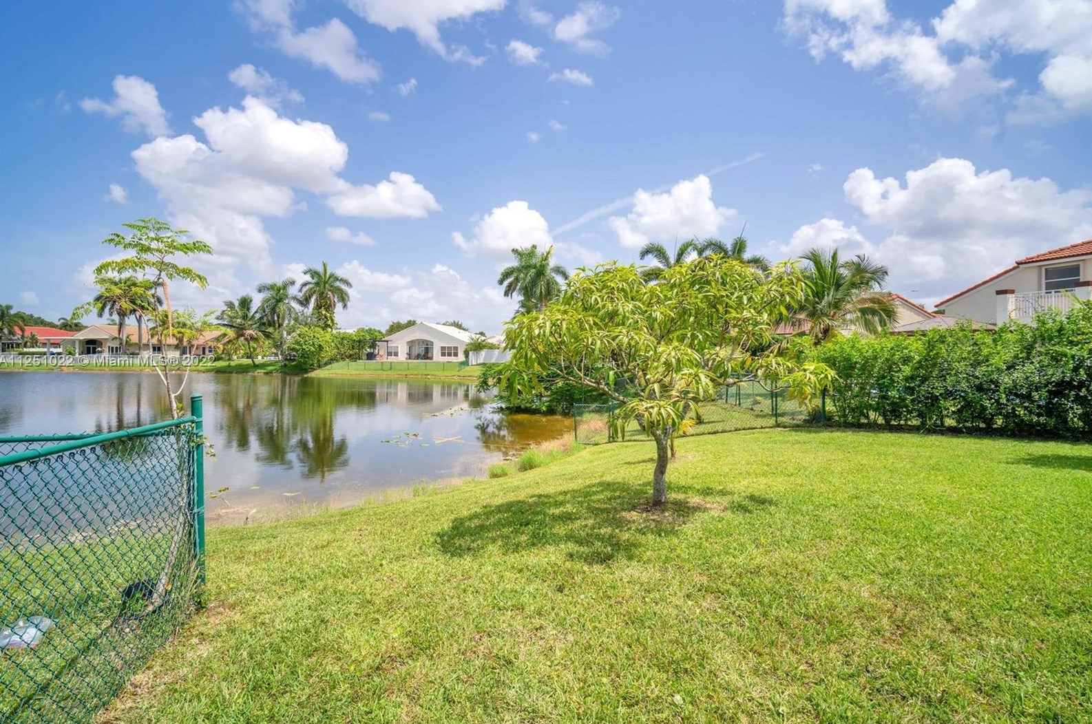 16145 9th St, Hollywood, FL 33027-5105