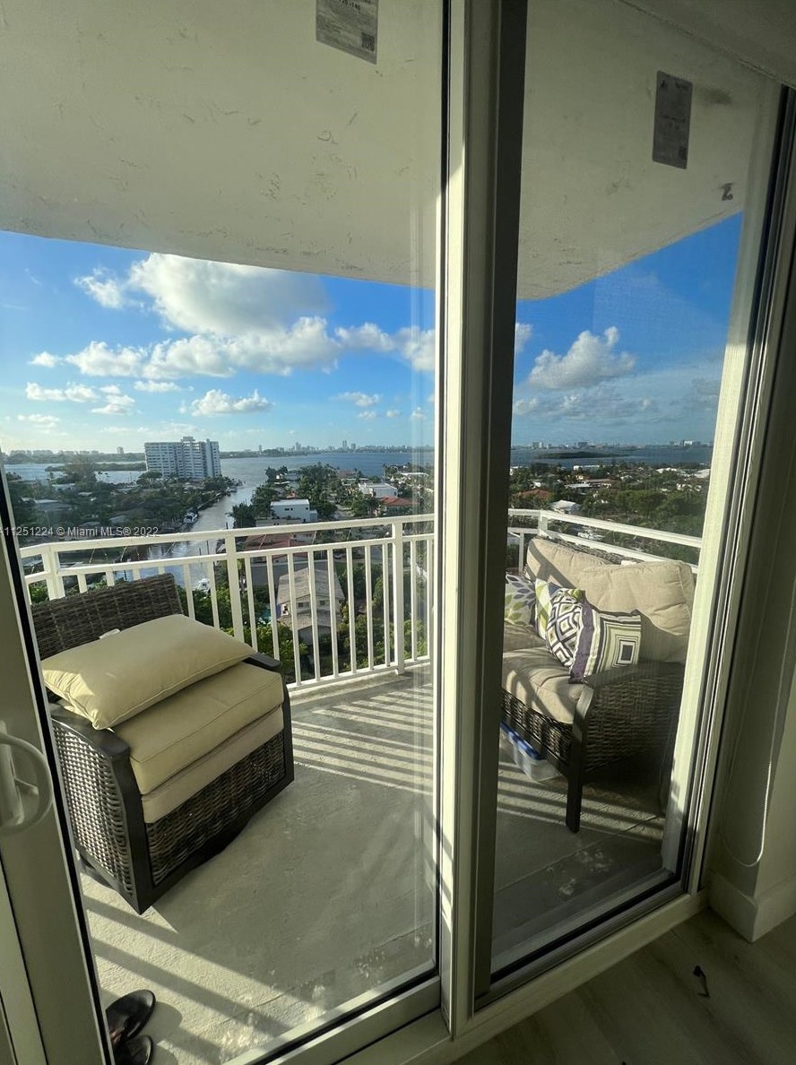 2150 Sans Souci Blvd #b1205, Miami, FL