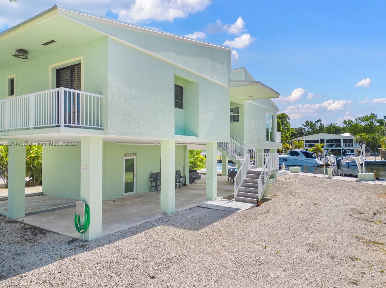 876 Ellen Dr, Key Largo, FL 33037