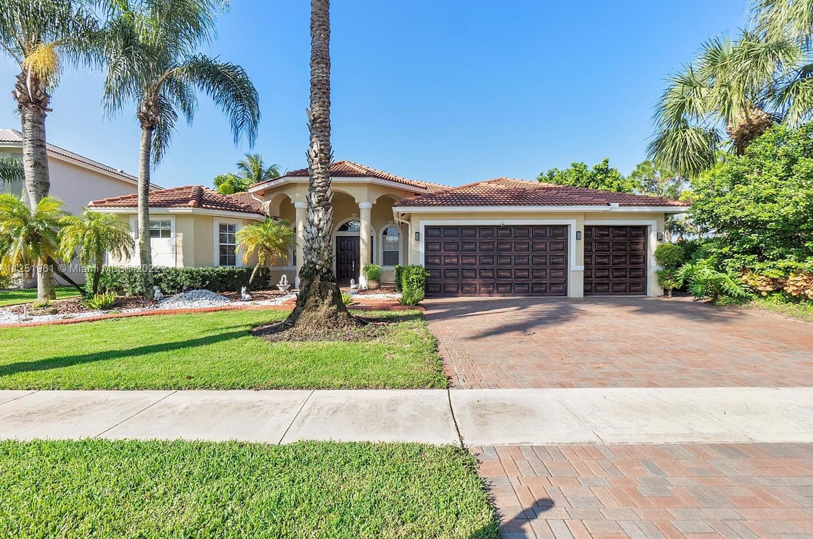 4605 Island Reef Dr, Lake Worth, FL 33449