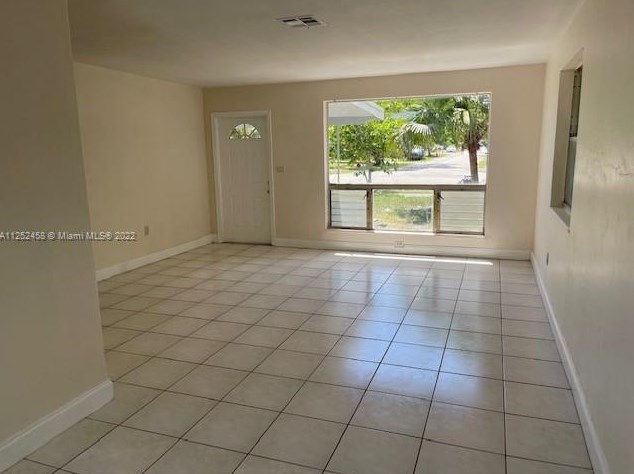 731 64th Ter, Hollywood, FL 33023-1535
