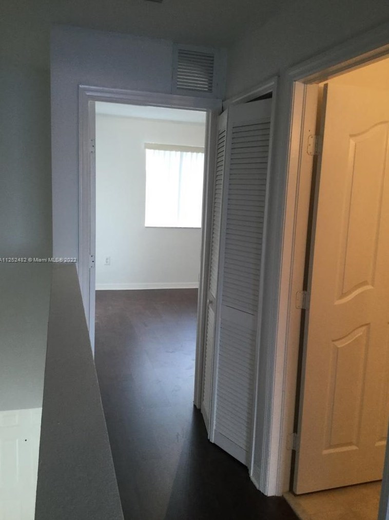 8325 99th St Nw #3, Hialeah, FL 33016