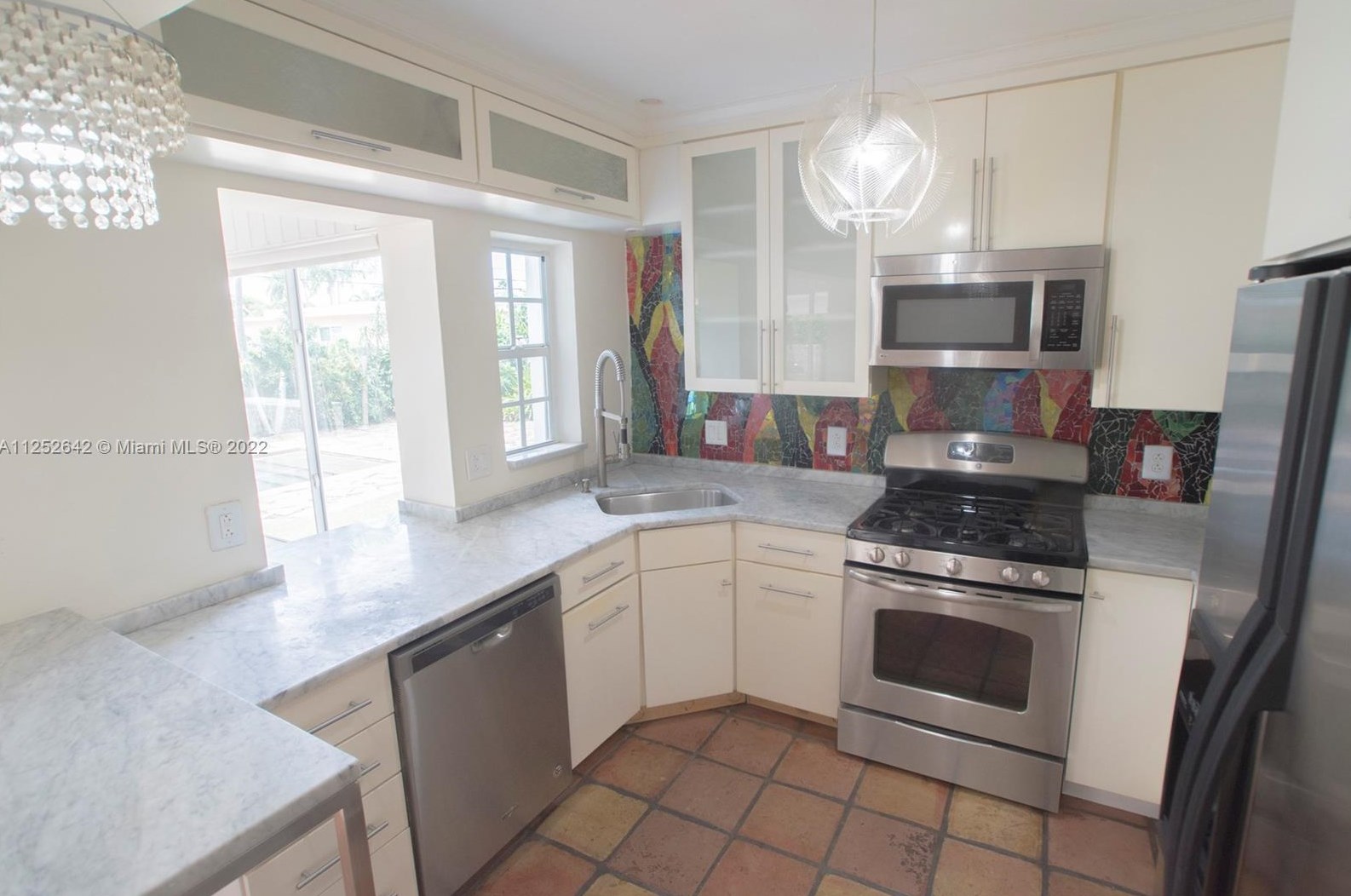 5951 46th Ter, Miami FL  33155-6018 exterior