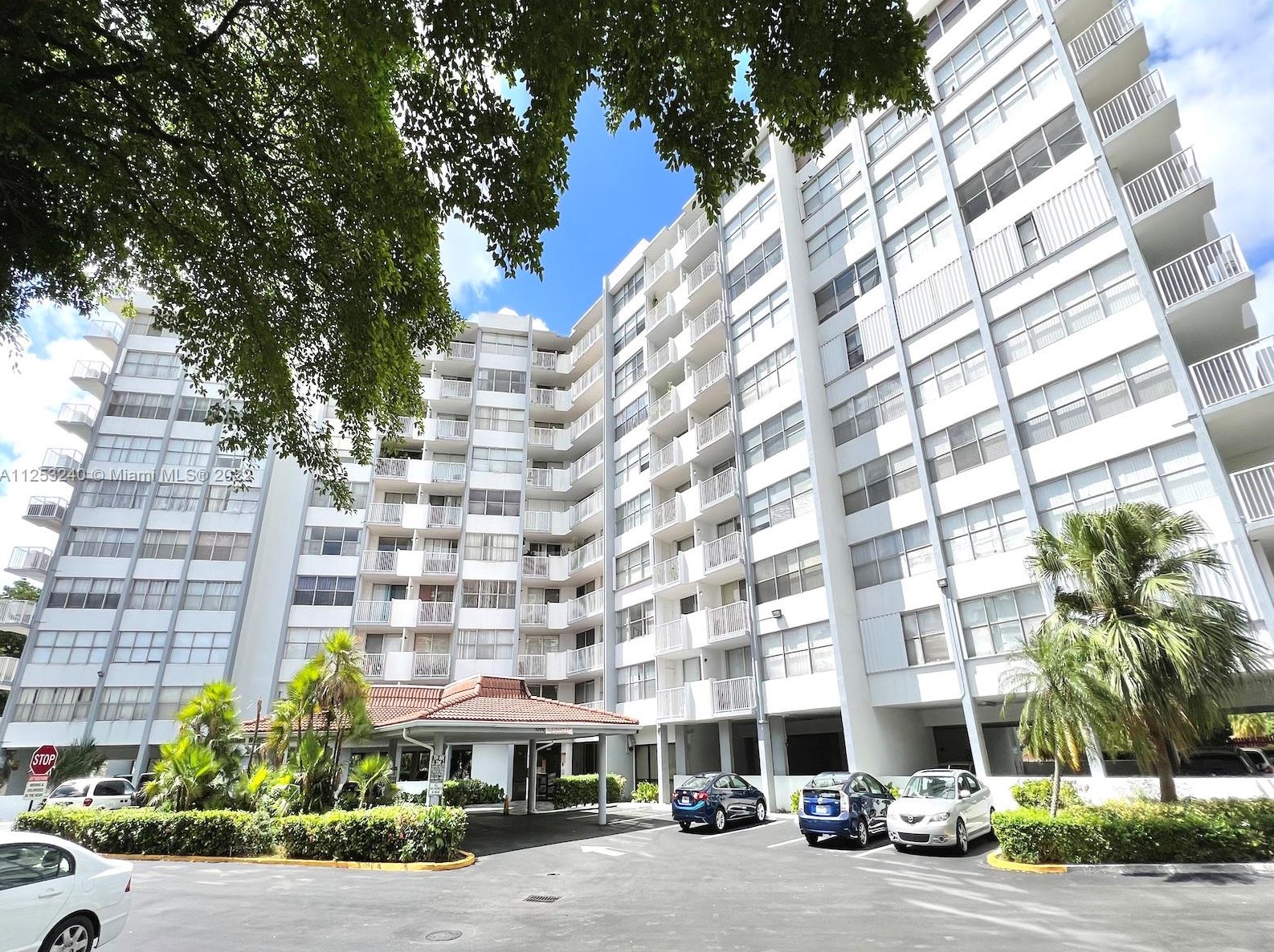 1300 Ne Miami Gardens Dr #711e, Miami, FL