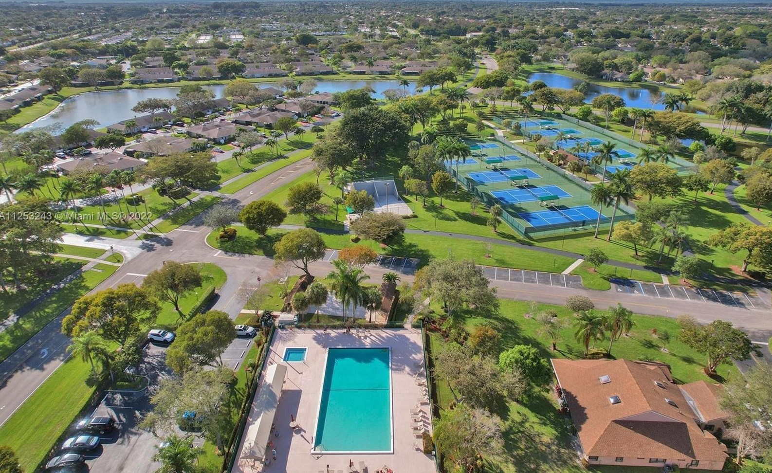 18801 Candlewick Dr, Boca Raton FL  33496-5008 exterior