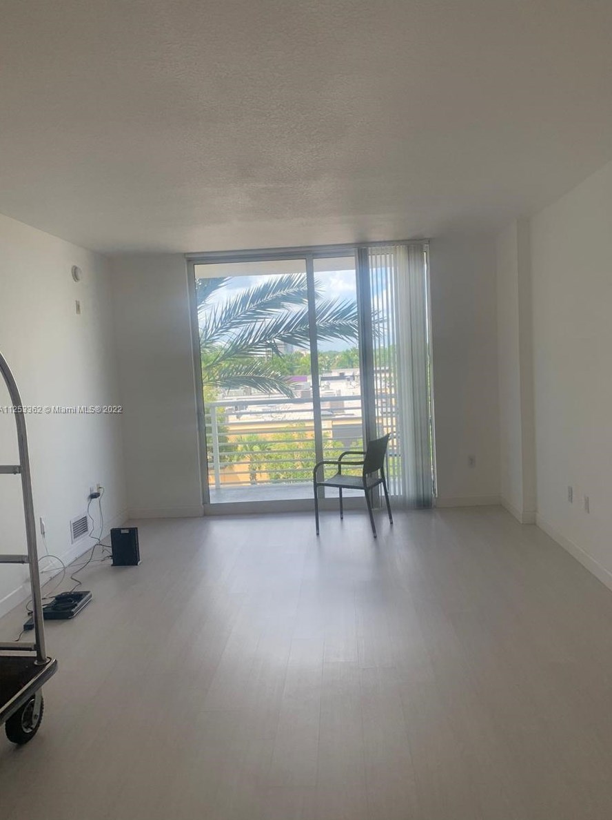 2775 Ne 187th St #310, Miami, FL 33180