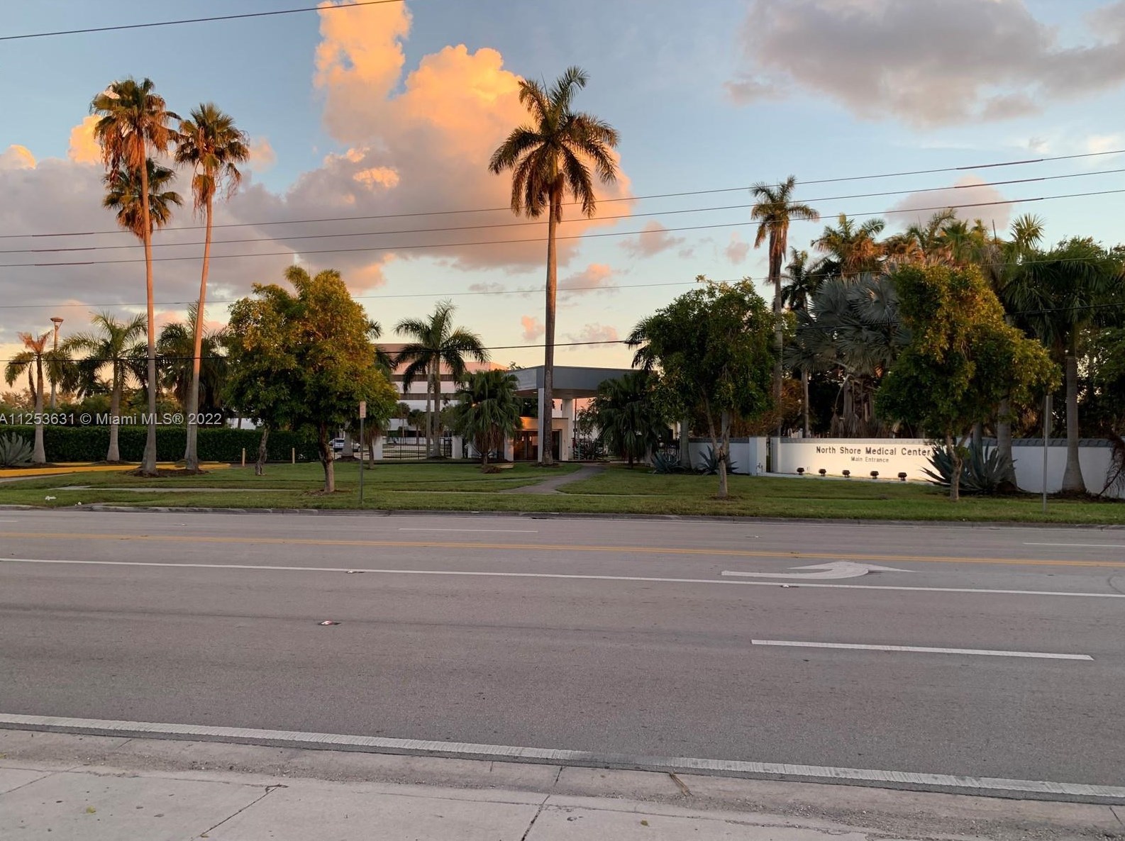 1049 95 St, Miami FL 33138-2547 exterior