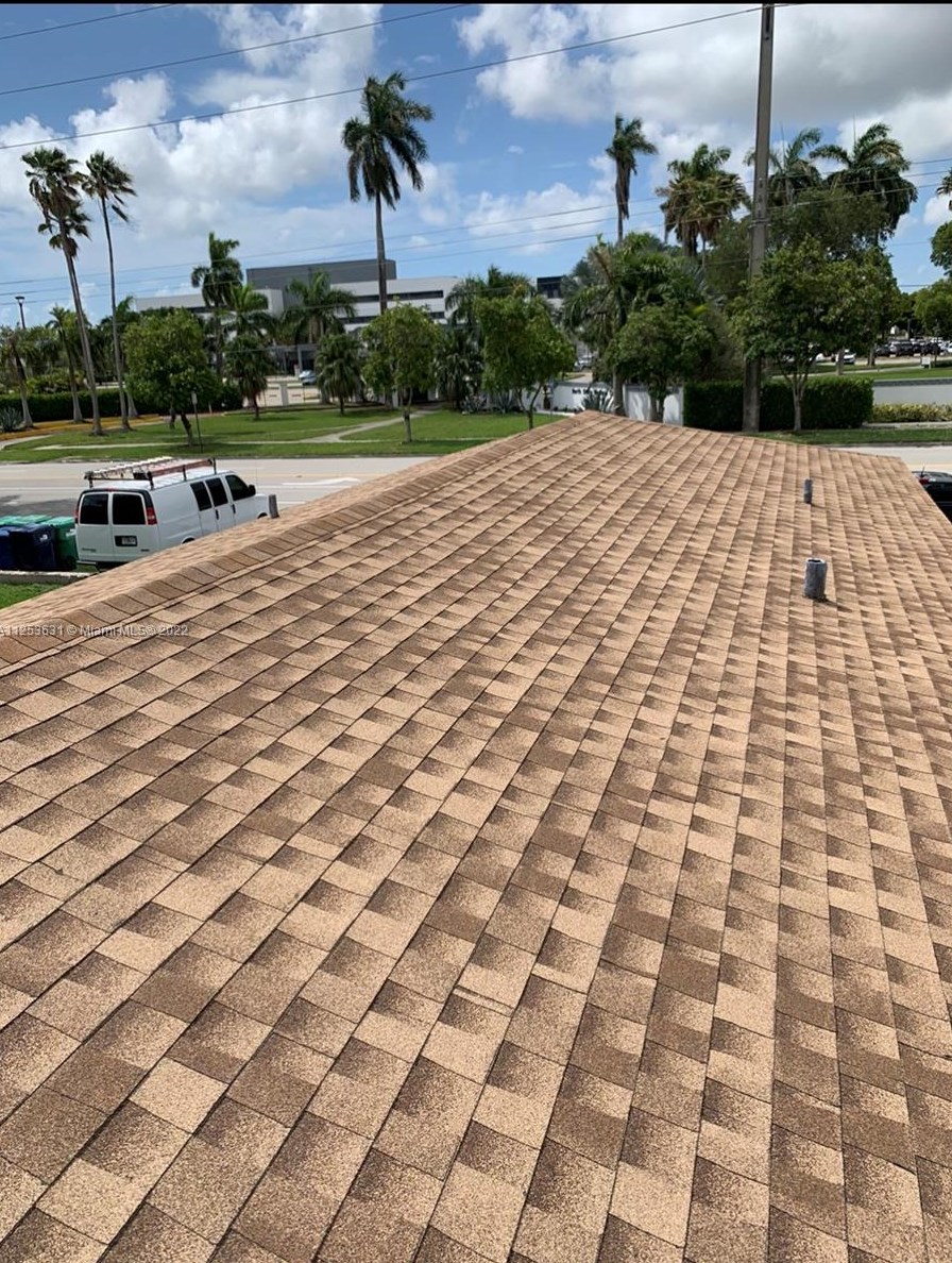 1049 95 St, Miami FL 33138-2547 exterior