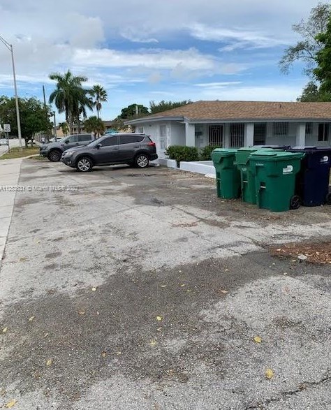 1049 95 St, Miami FL 33138-2547 exterior