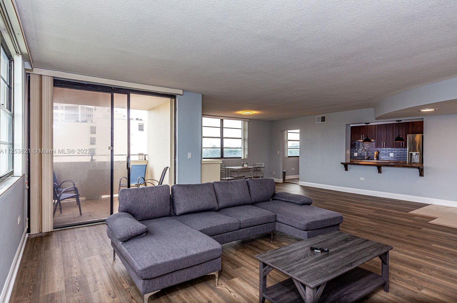9180 W Bay Harbor Dr #5c, Miami, FL
