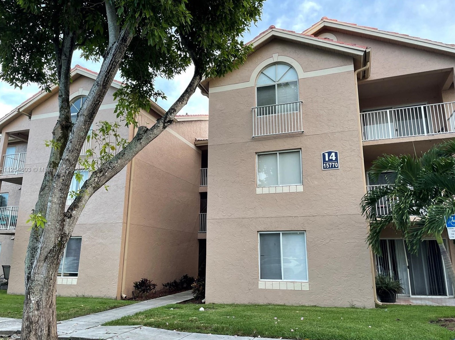 15781 Sw 106th Ter #303, Miami, FL 33196