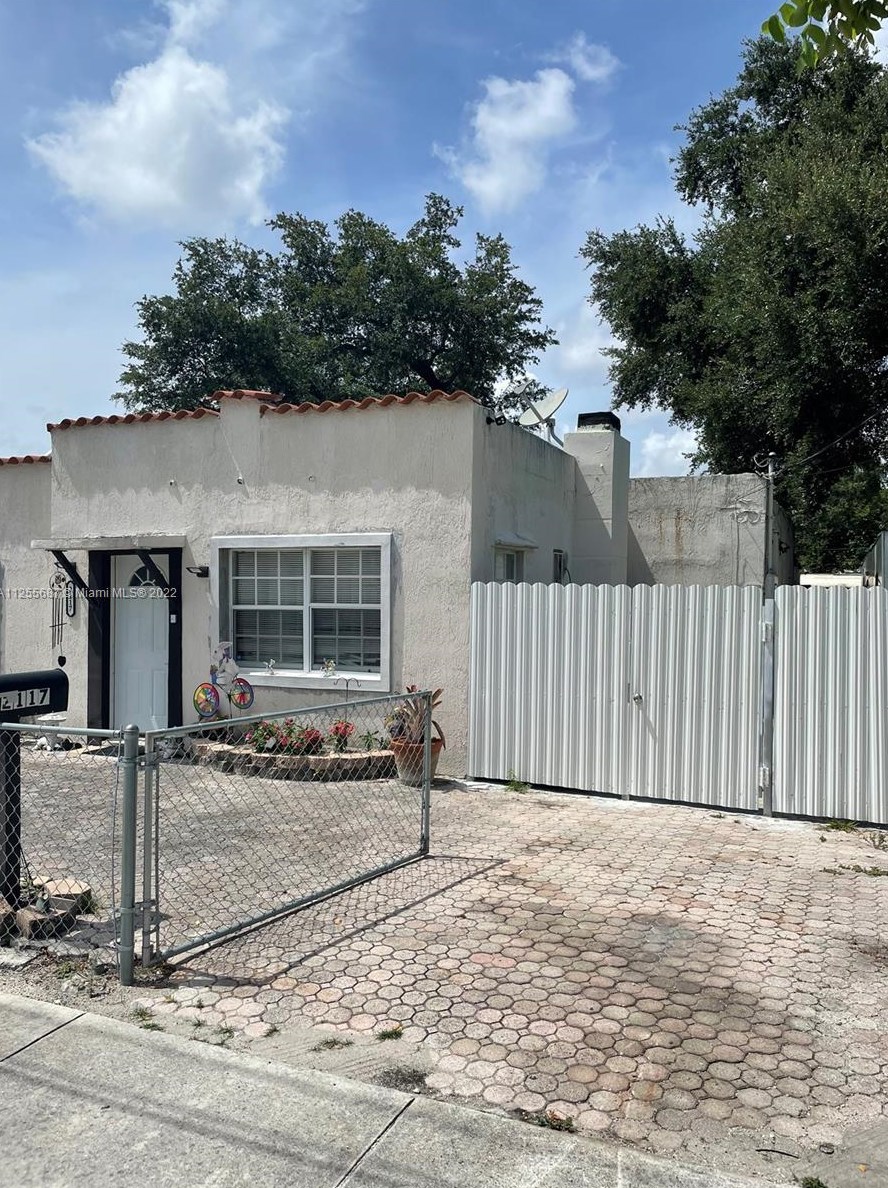 2117 81st Ter, Miami, FL 33147-5148