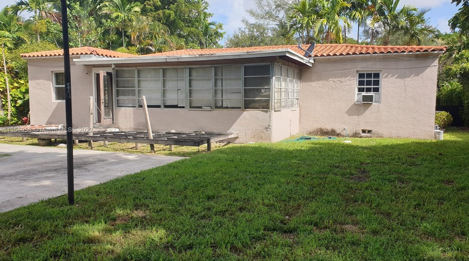 720 117th St, Miami, FL 33161-6368