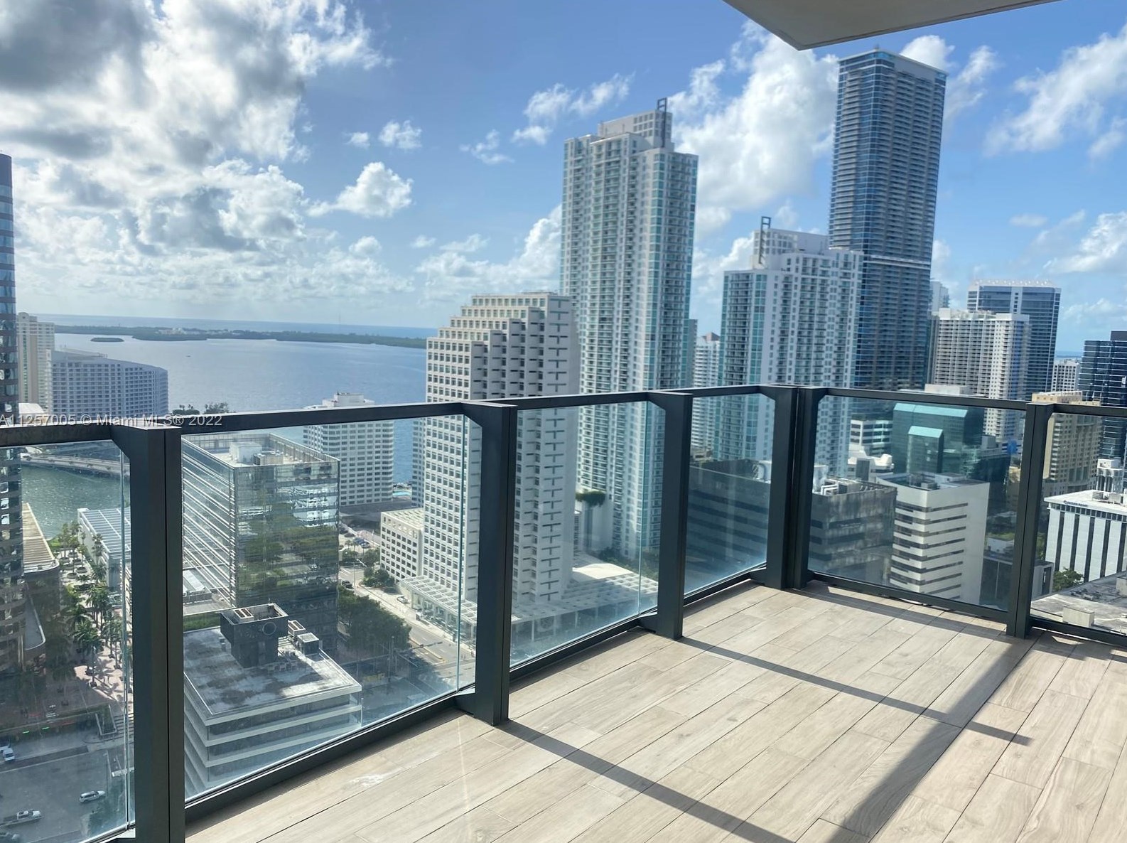 68 Se 6th St #2801, Miami, FL 33131