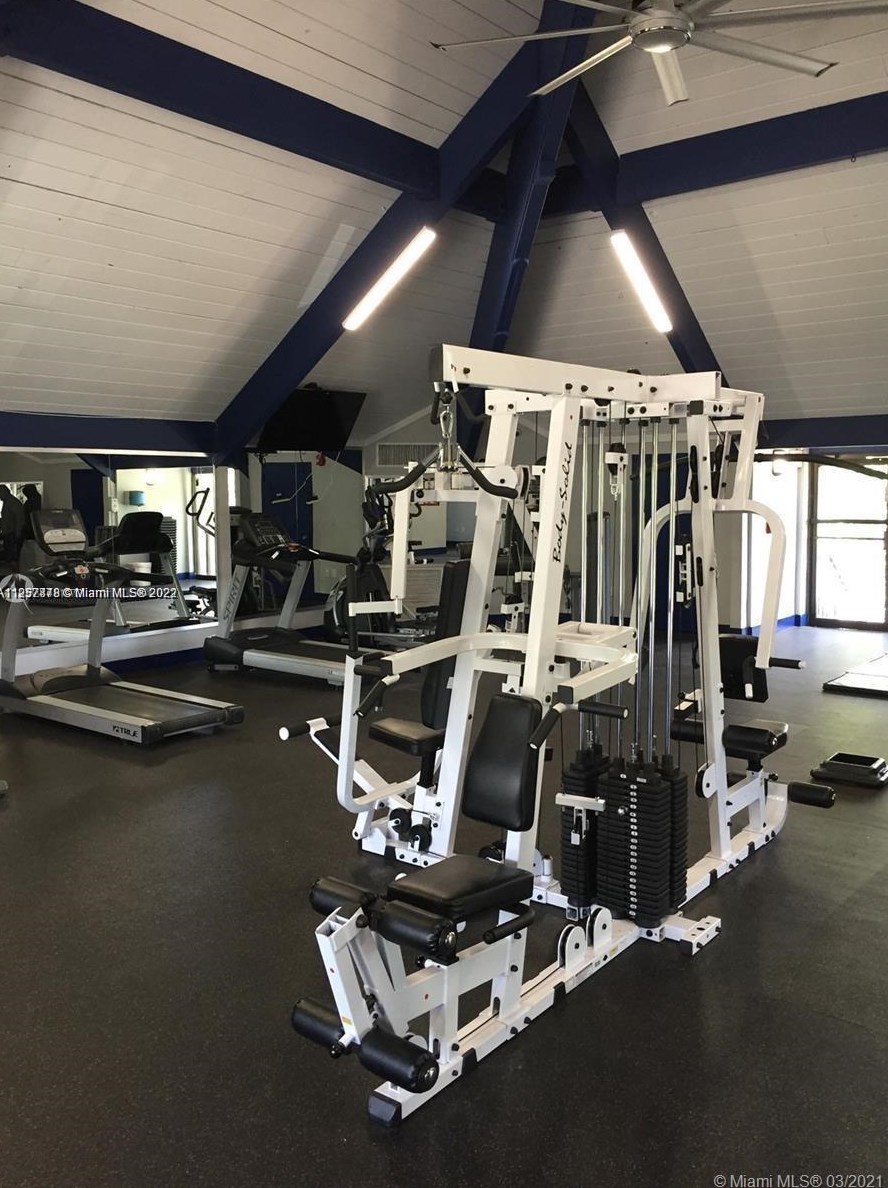 1470 123rd Rd, Miami FL 33161-3638 exterior