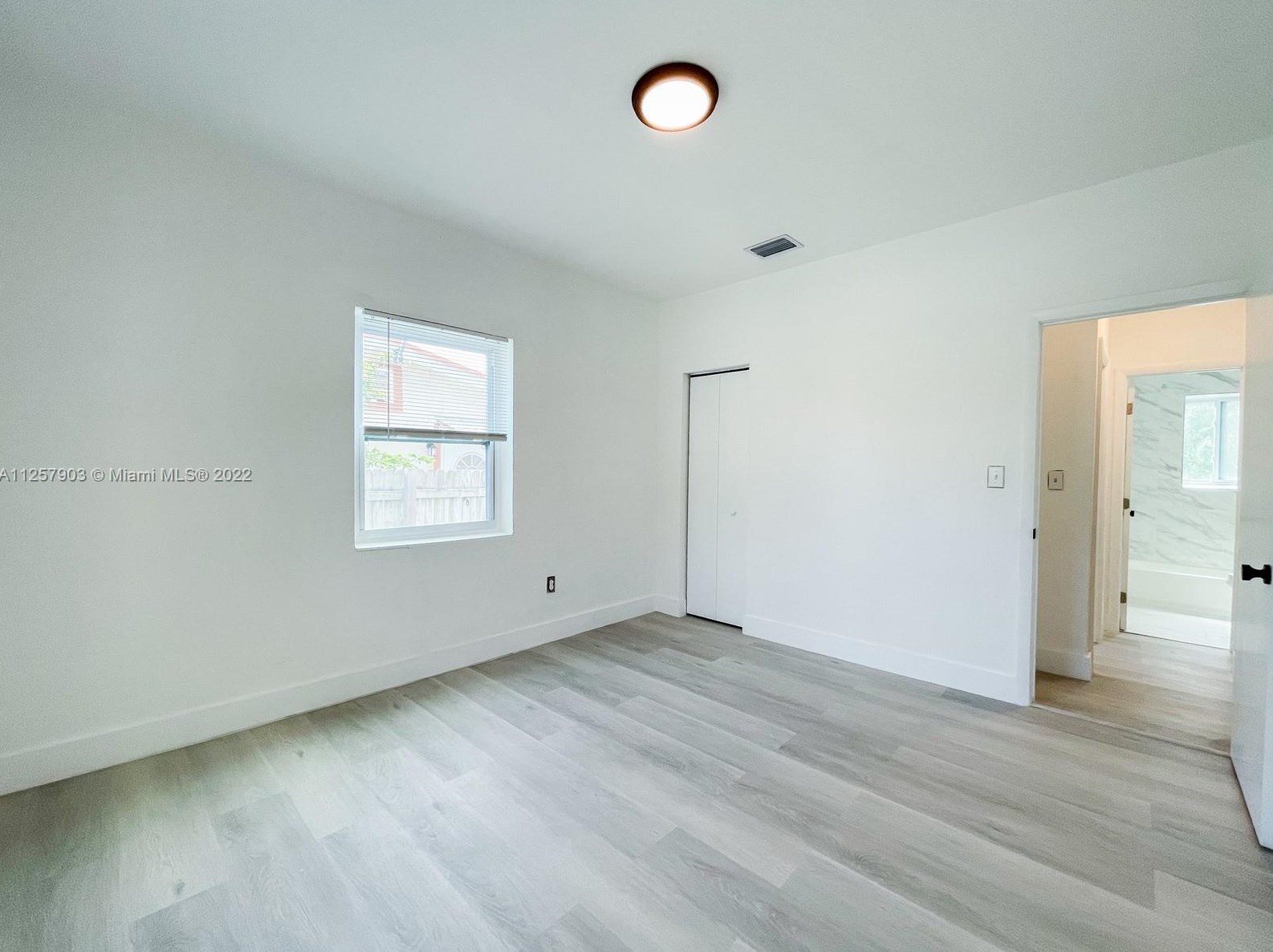 10544 6th Ave, Miami FL  33138-2050 exterior