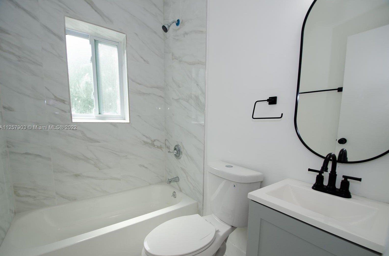 10544 6th Ave, Miami FL  33138-2050 exterior