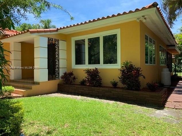 600 San Antonio Ave, Miami, FL 33146