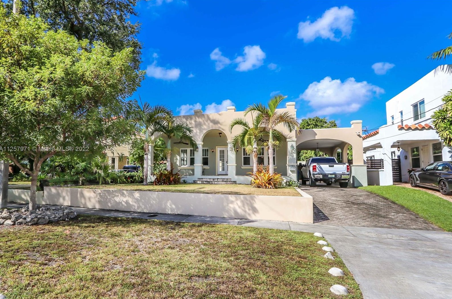 226 21st Rd, Miami, FL 33129-1433