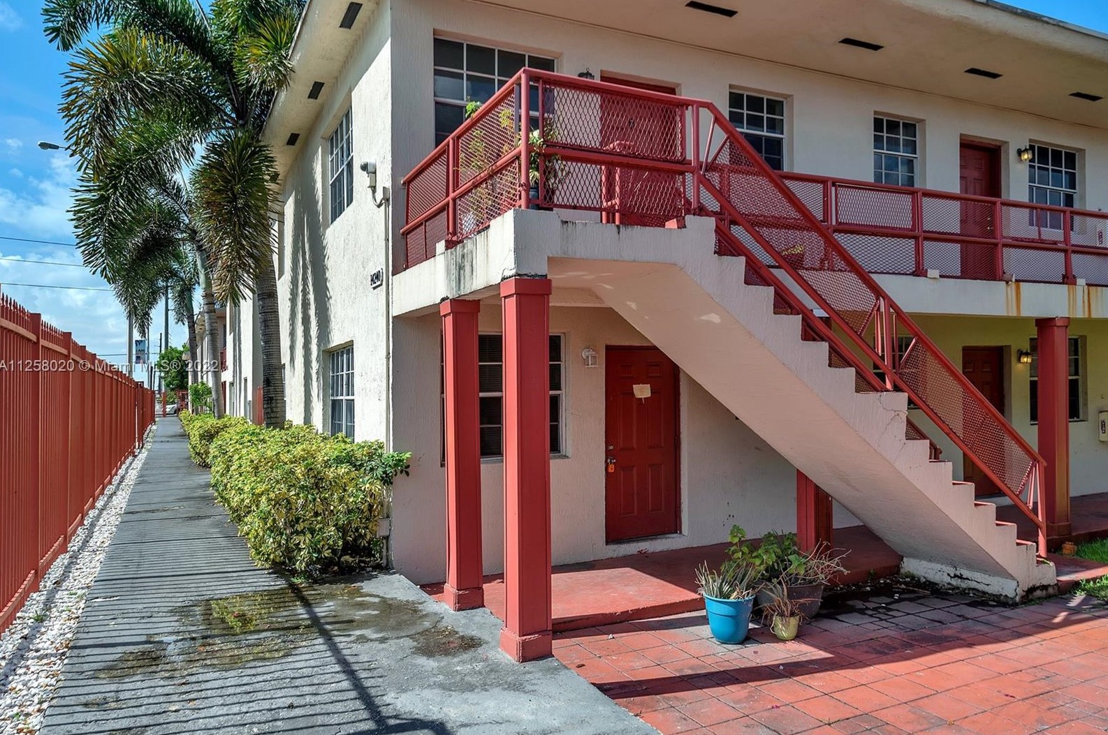 14240 Nw 22nd Ave #1, Miami, FL 33054