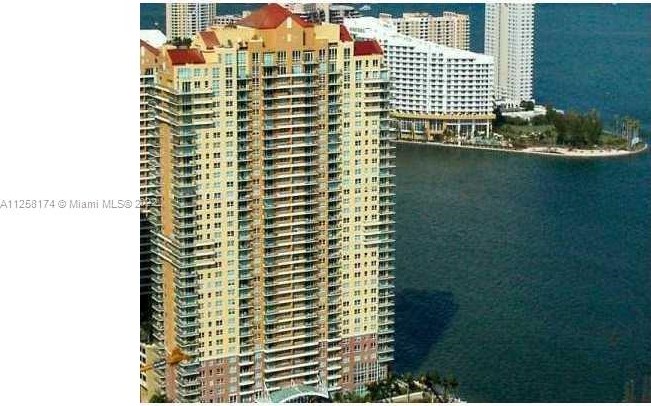 1155 Brickell Bay Dr, Miami FL  33131-2983 exterior