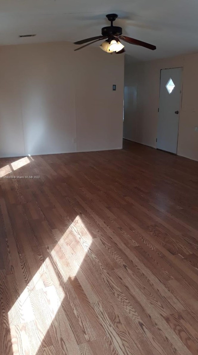 8144 Hewitt St, Jacksonville FL  32244-1230 exterior