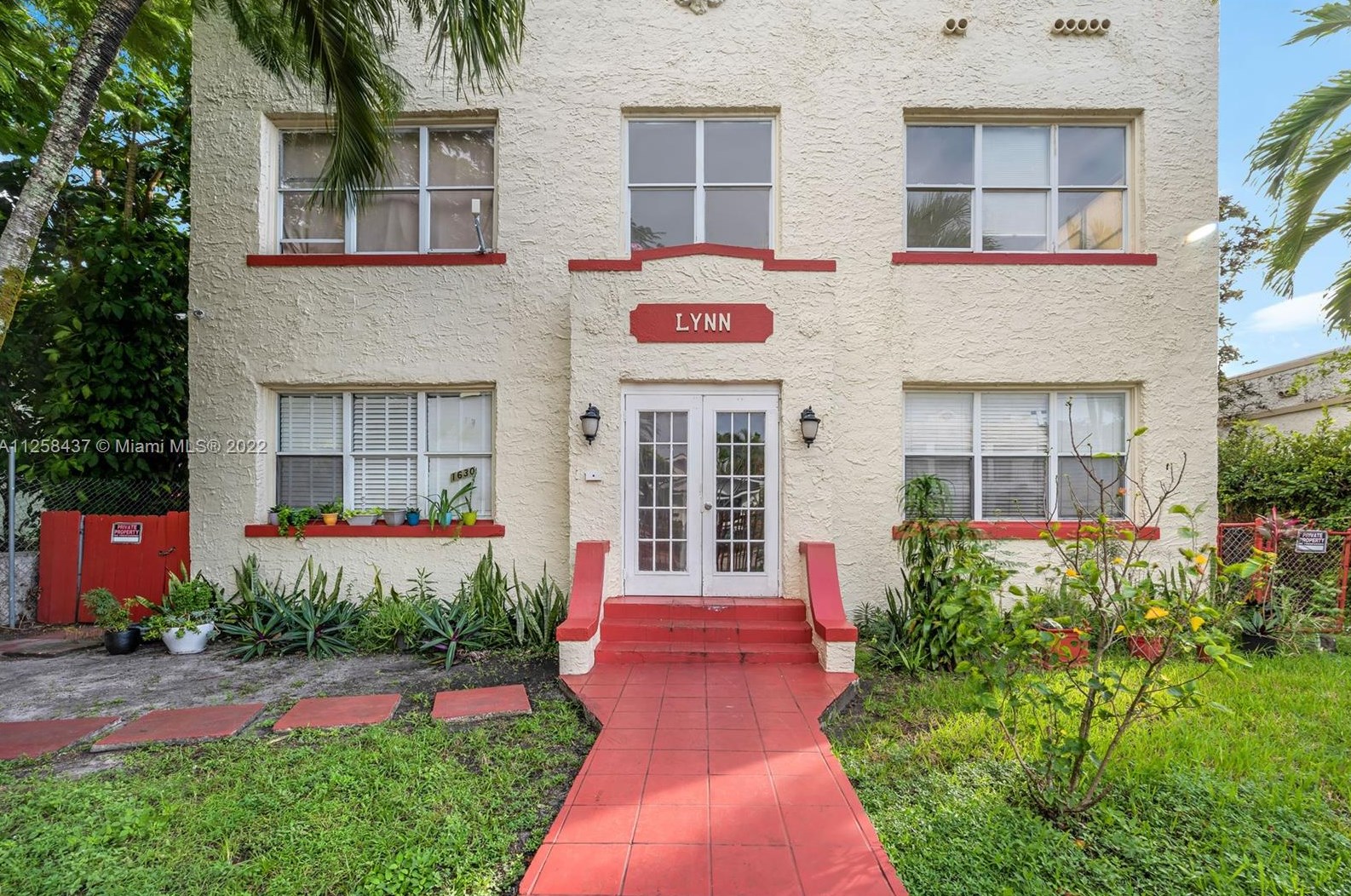 1630 10th St, Miami, FL 33135-5211