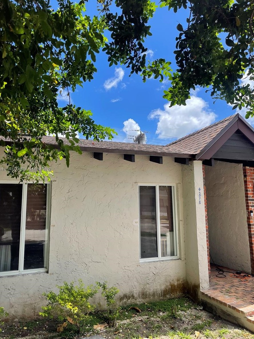 4278 9th Ter, Miami FL 33134-2626 exterior