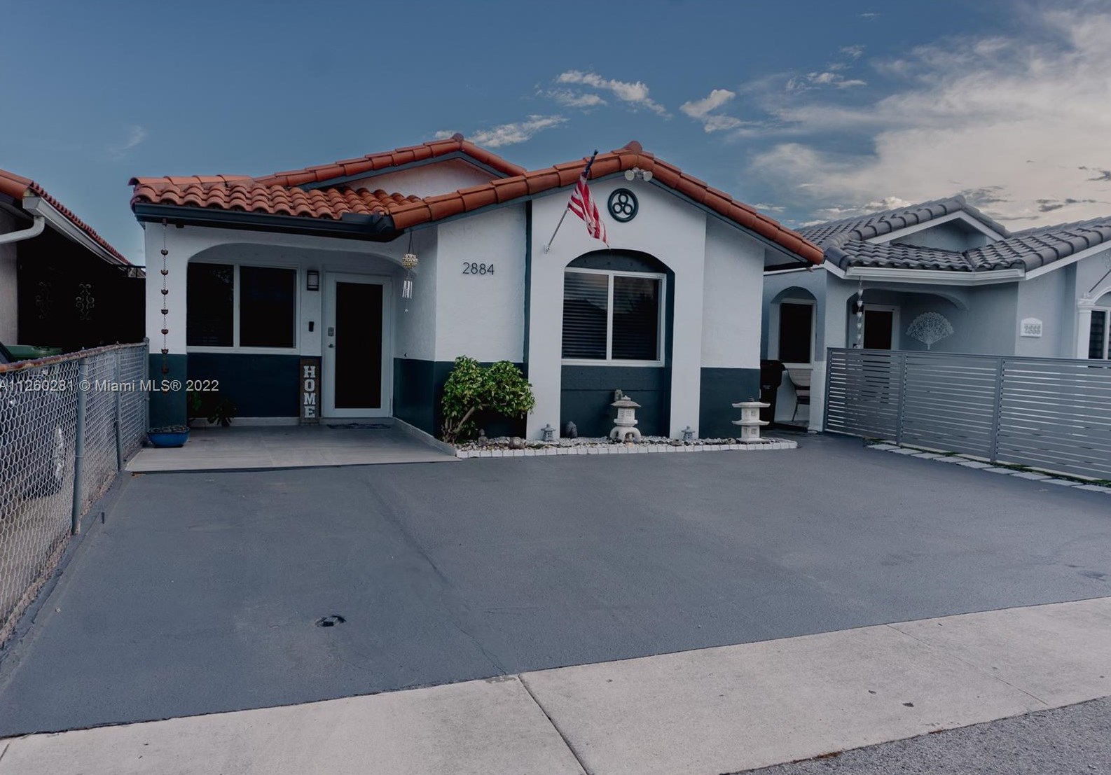 2884 W 75th St, Hialeah, FL 33018