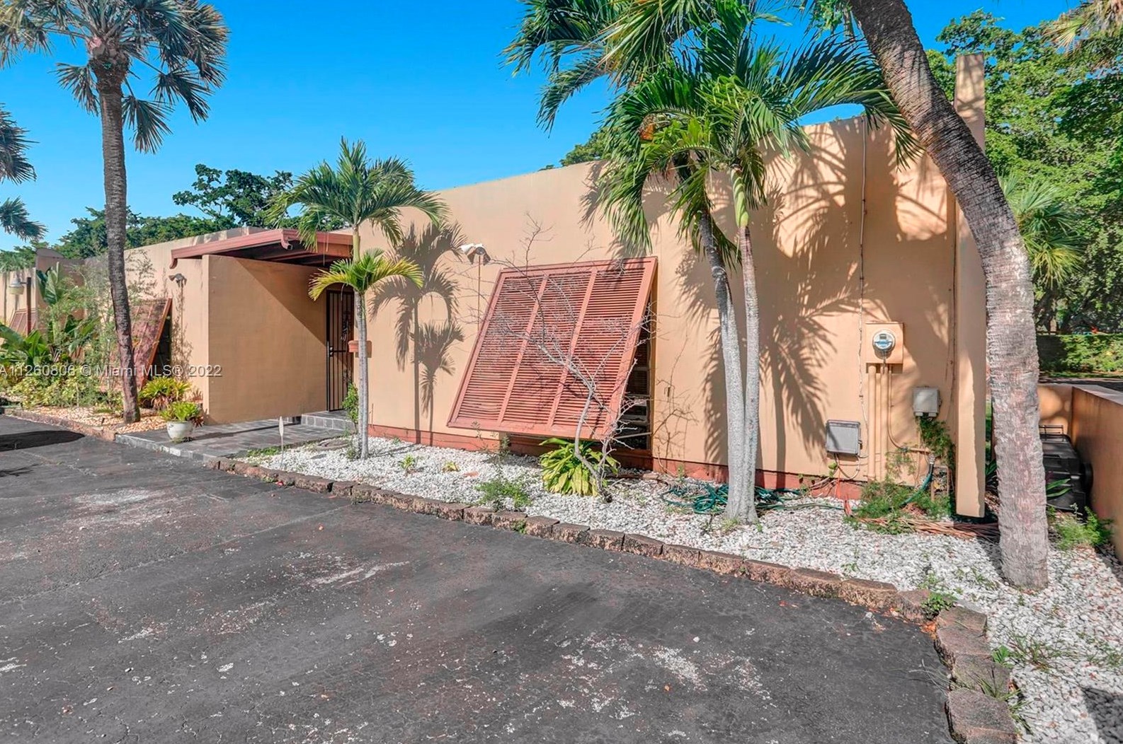 6752 Kingsmoor Way #6752, Hialeah, FL 33014