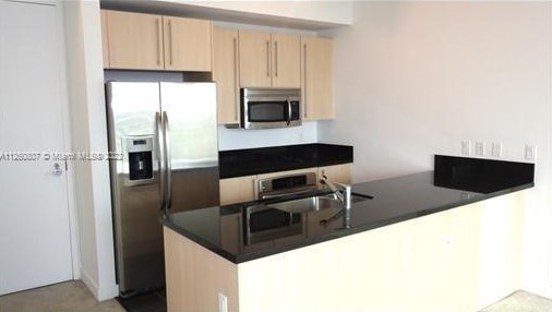 79 Sw 12th St #2203-s, Miami, FL