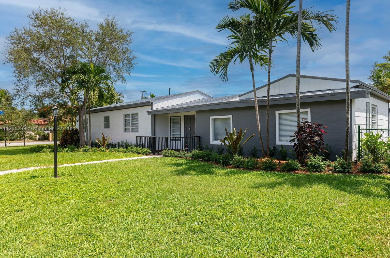 6302 Sw 42nd St, Miami, FL 33155