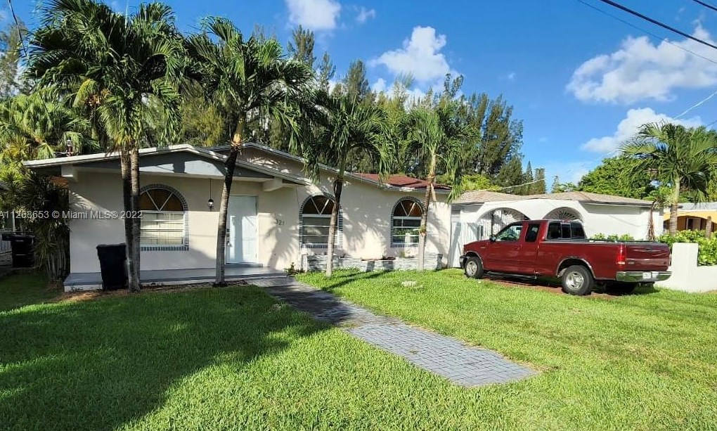321 Northwest Blvd, Miami, FL 33126