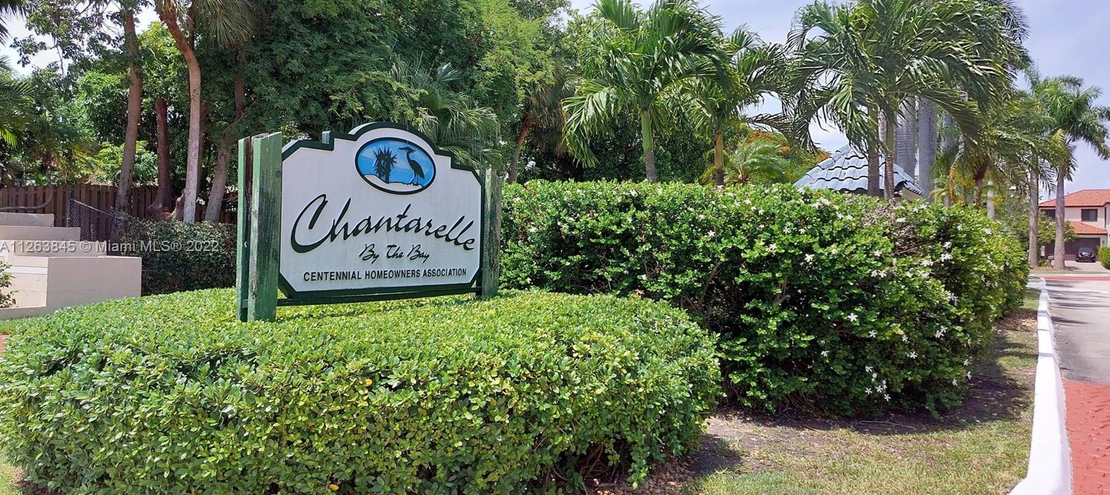 20985 85th Pl, Miami, FL 33189-3333