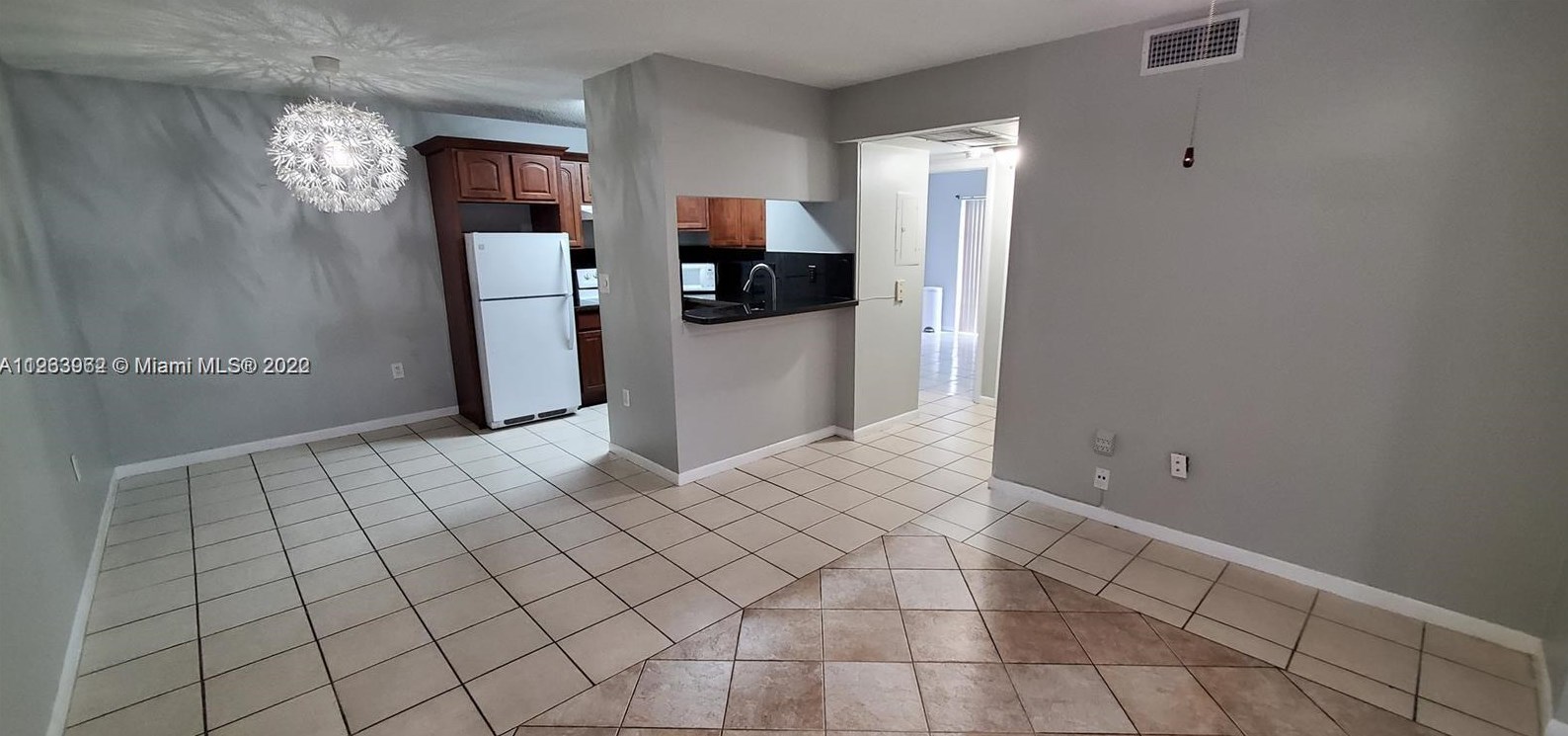 15609 Sw 73rd Circle Ter #811, Miami, FL 33193