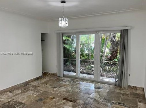 1560 Bay Dr, Miami FL  33141-4745 exterior