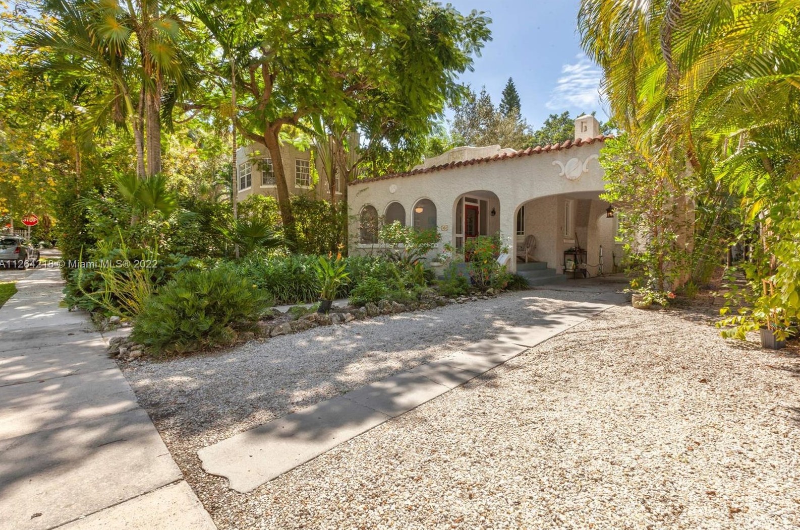 2612 Taluga Dr, Miami, FL 33133-2436