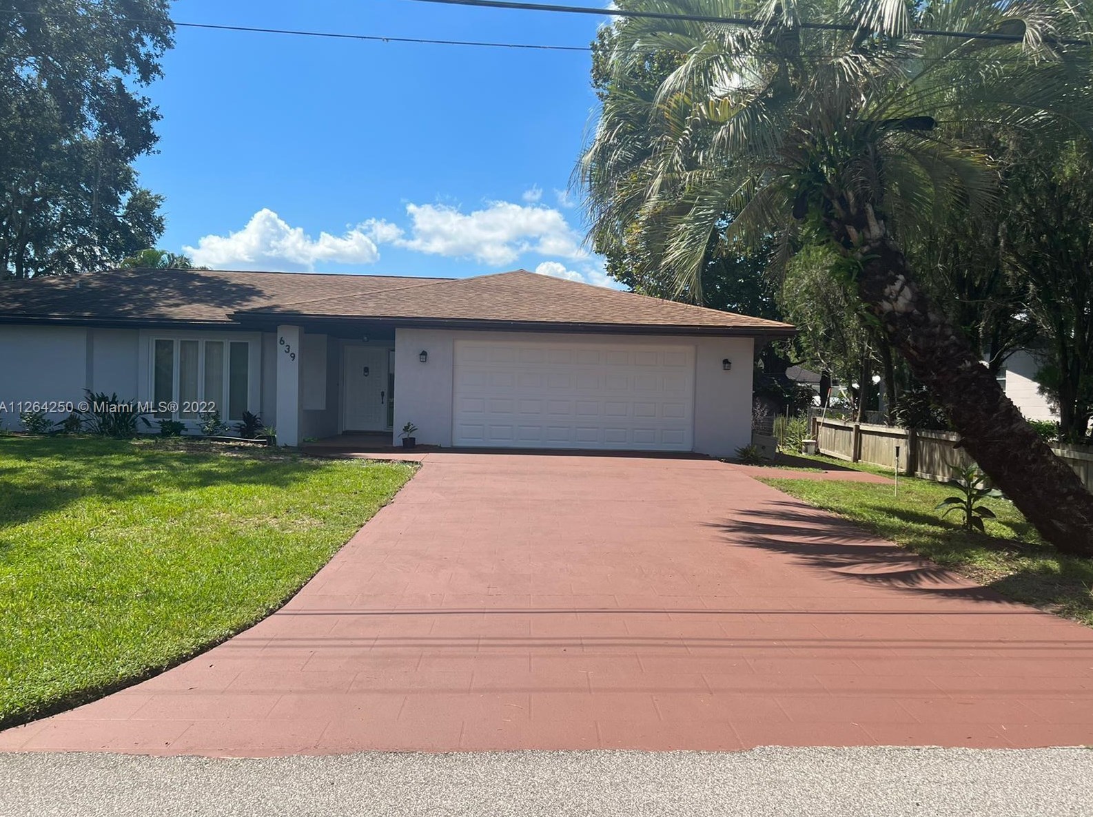 639 Sportsman Ave, Sebring, FL 33875