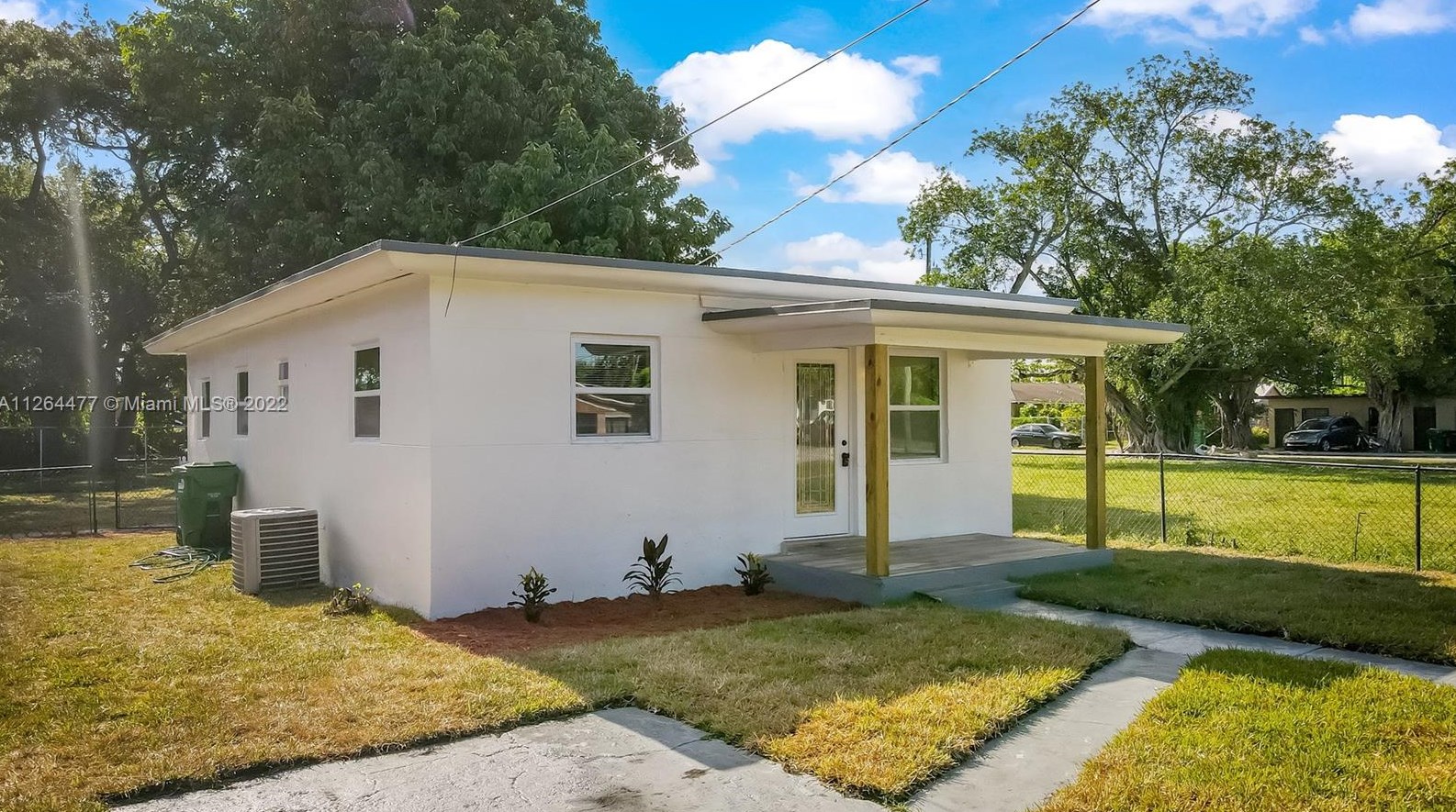 5830 30th Ave, Miami FL  33142-2224 exterior