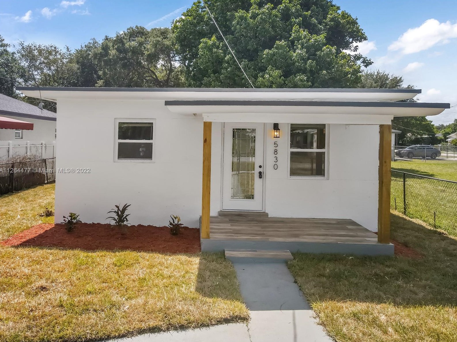 5830 30th Ave, Miami FL  33142-2224 exterior
