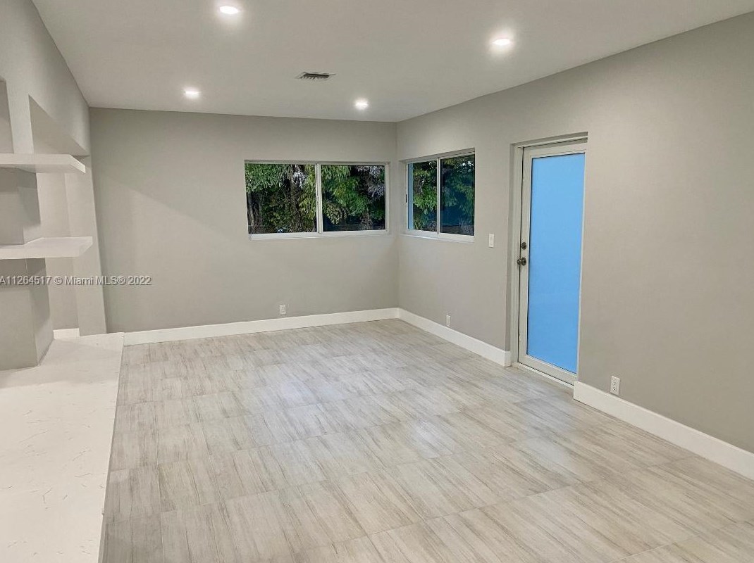 8960 125th Ter, Miami FL  33176-5144 exterior