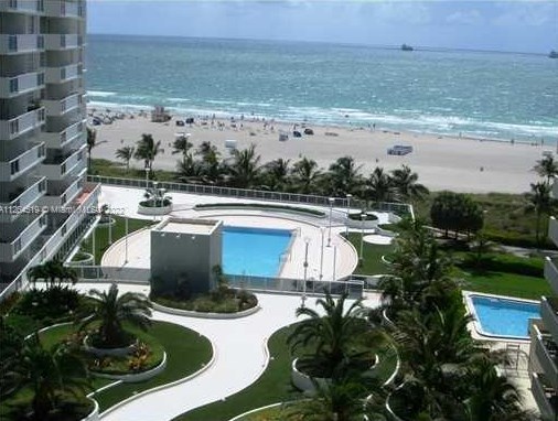 100 Lincoln Rd #921, Miami, FL
