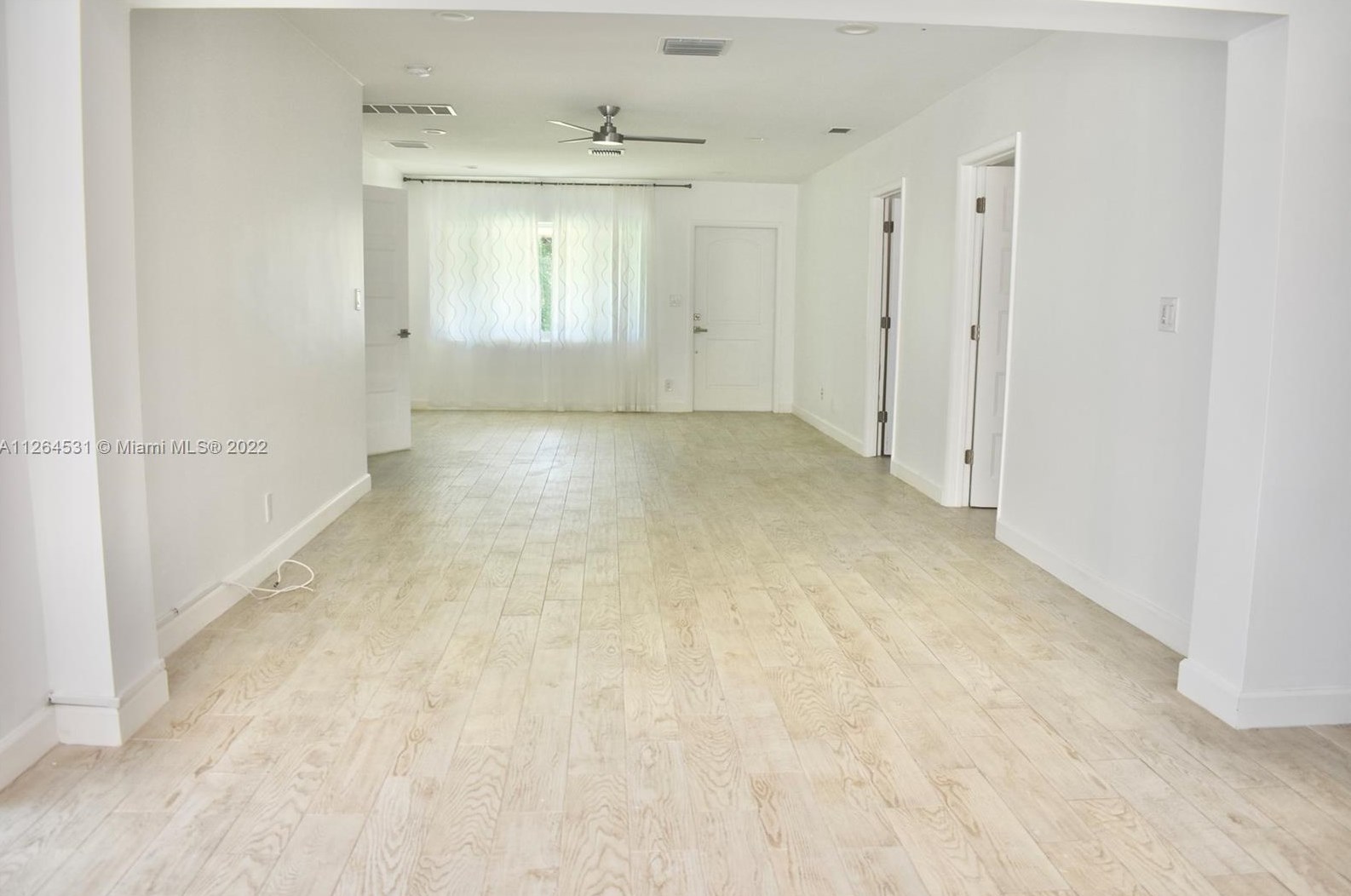 1415 Grant St, Hollywood FL  33020-3750 exterior