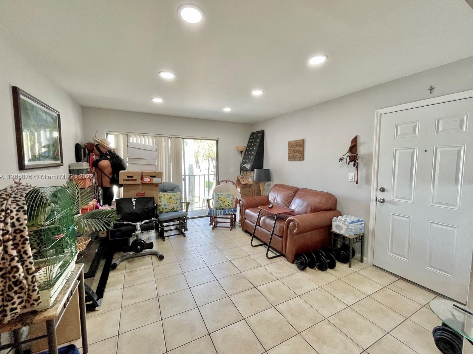 7060 Nw 179th St #212, Hialeah, FL 33015
