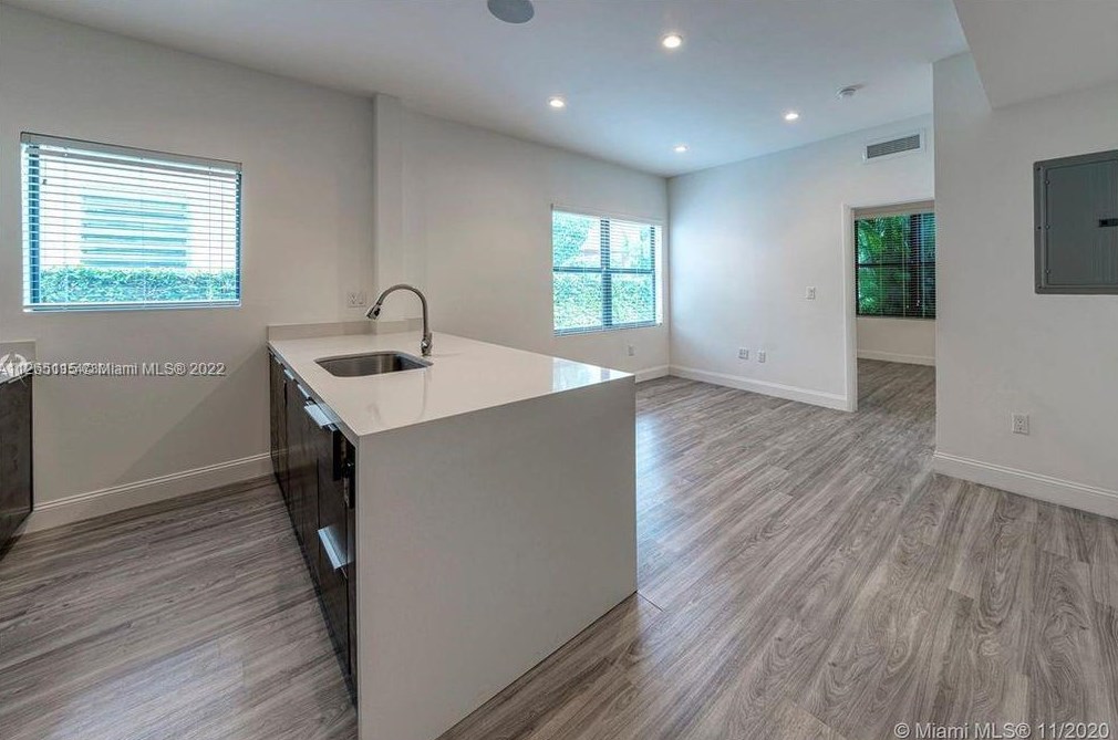 473 Mendoza Ave, Miami, FL 33134-3845
