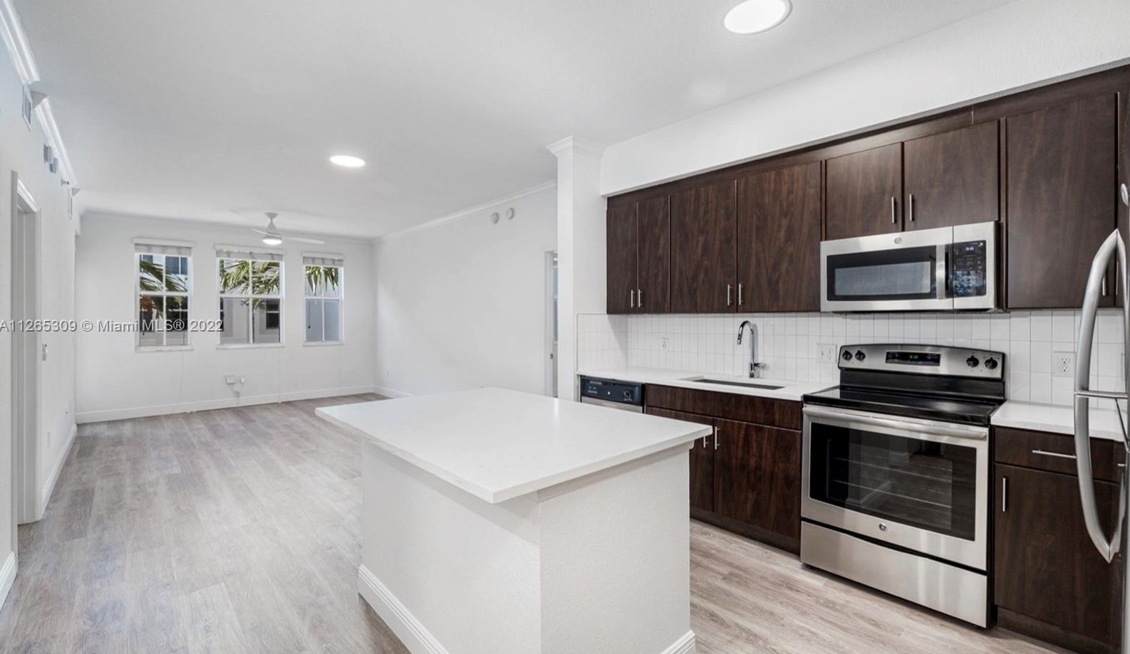 10170 Sw 7th St #25-406, Hollywood, FL 33025