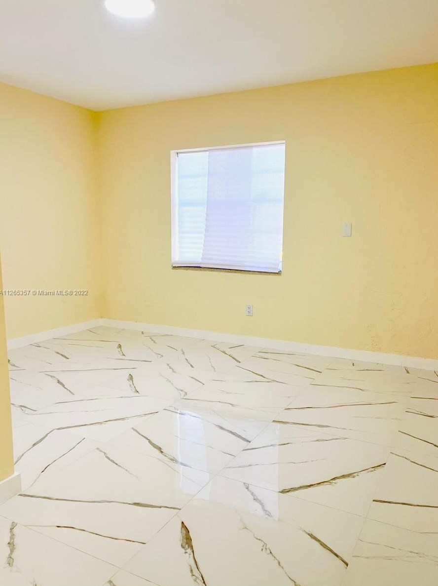 1655 175th St, Miami FL  33162-1442 exterior