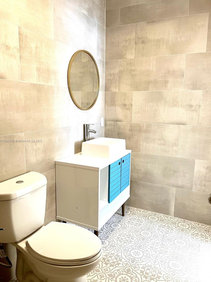 1655 175th St, Miami FL  33162-1442 exterior