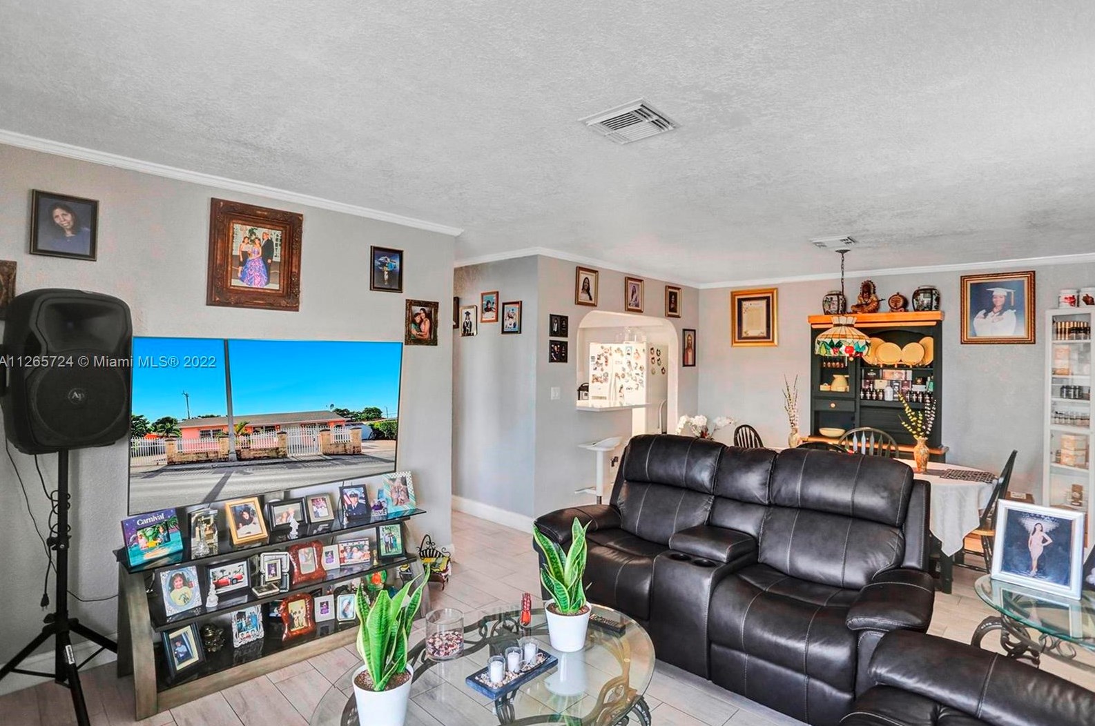 3520 E 10th Ave, Hialeah, FL 33013