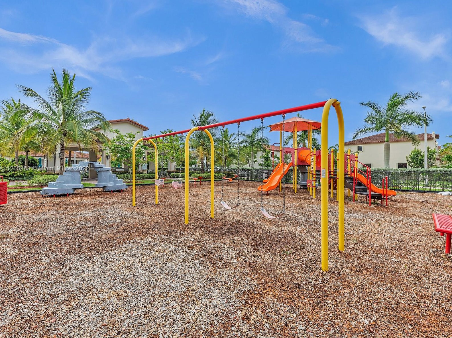 15012 177th Ter, Miami FL  33187-7704 exterior